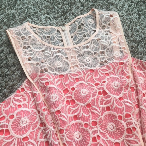 Beautifully Detailed flower overlay dress - Picture 4 of 7